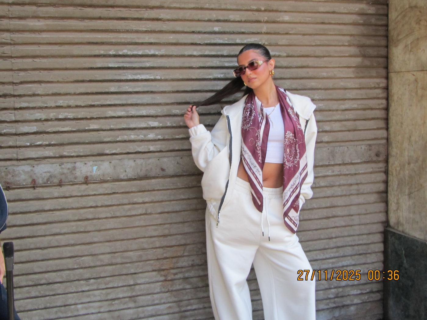 White sweatset (jacket)